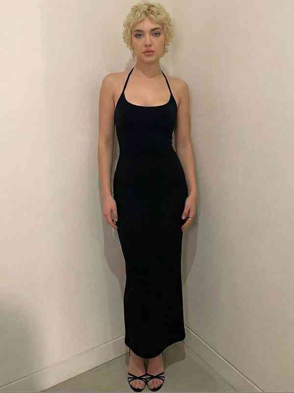 color block halter maxi dress Multicolor Color Block Pleated Halter Neck Backless Maxi Dress