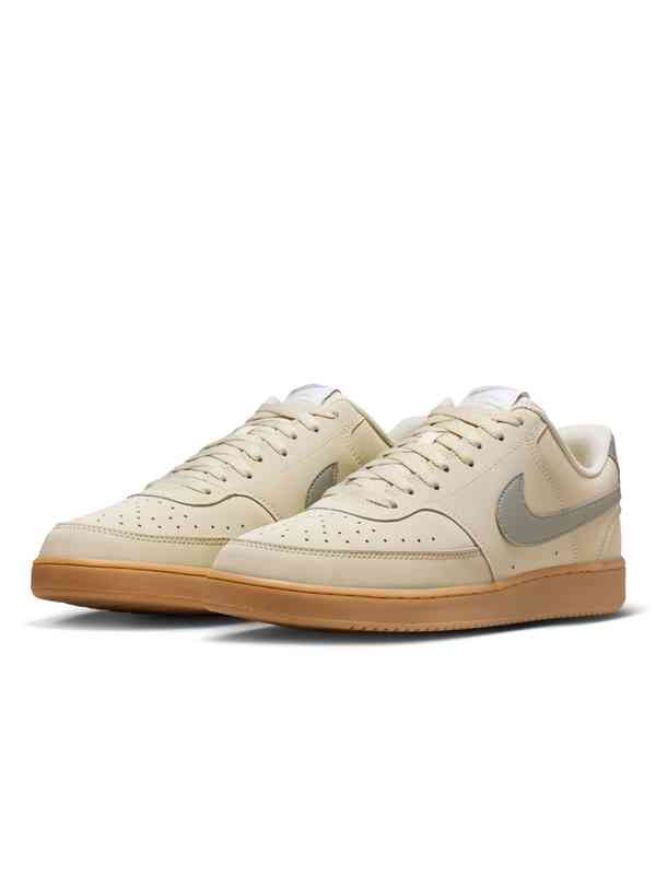 nike beige shoes men