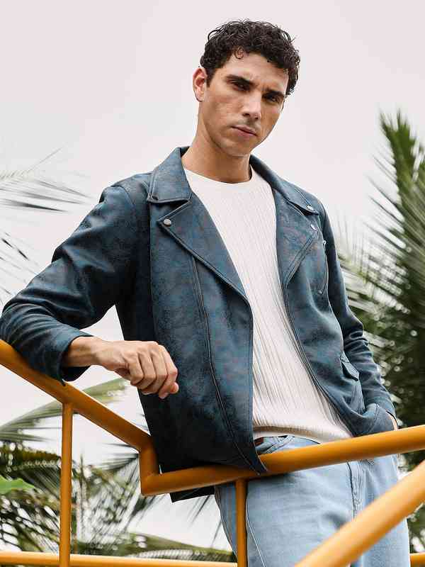 KuHq4hUr_1f0f1cbb069545a492822