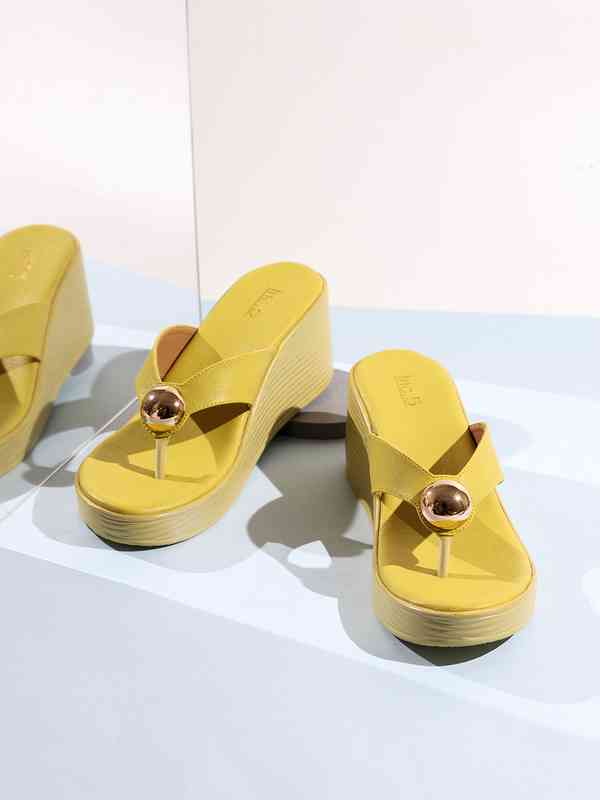 Inc 5 Yellow Shoes - Buy Inc 5 Yellow Shoes online in India