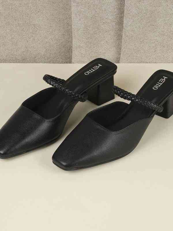 Square Toe Shoes - Buy Square Toe Shoes online in India