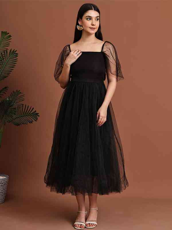 ladies lungi dress Singapore Lungi Dress & Gown for Ladies Qatar  Doko Fashion Wear (Dohans)