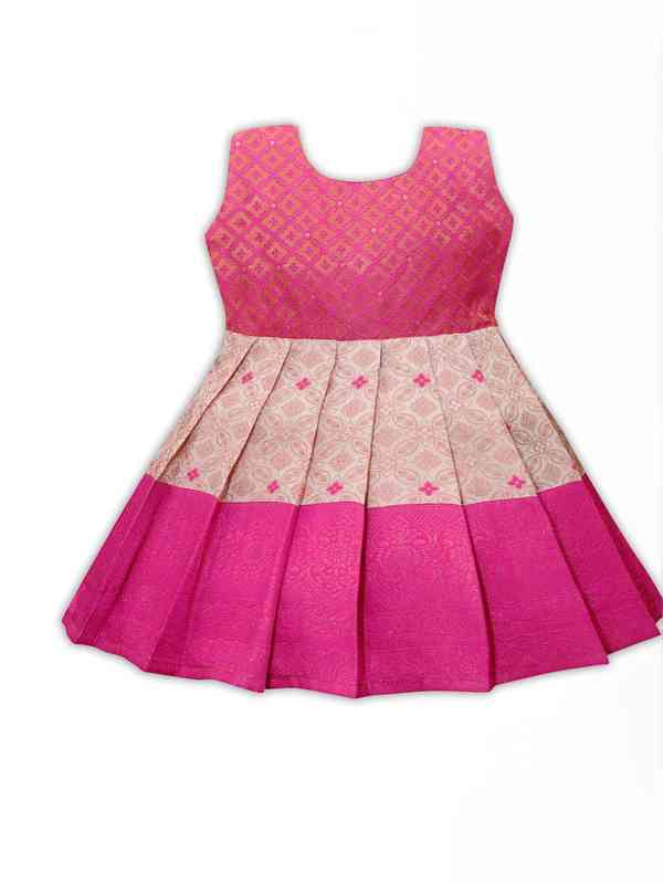 mio♡。Classic Floral Jacquard Dress Jacquard Dress - Buy Jacquard Dresses for Women Online | Myntra