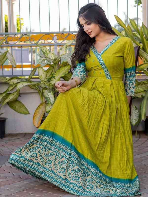Indian Virasat Lime Green Gold Checked Anarkali Kurta 7720289.htm - Buy  Indian Virasat Lime Green Gold Checked Anarkali Kurta 7720289.htm online in  India