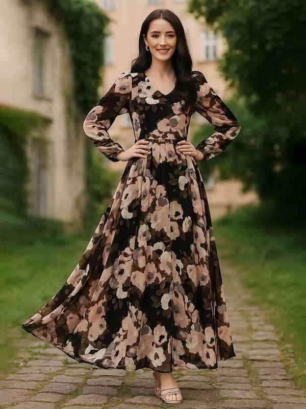 dressberry printed fit & flare monochrome maxi dress reviews Dewberry Maxi Dress | Blue Floral Chintz Prints main image 0