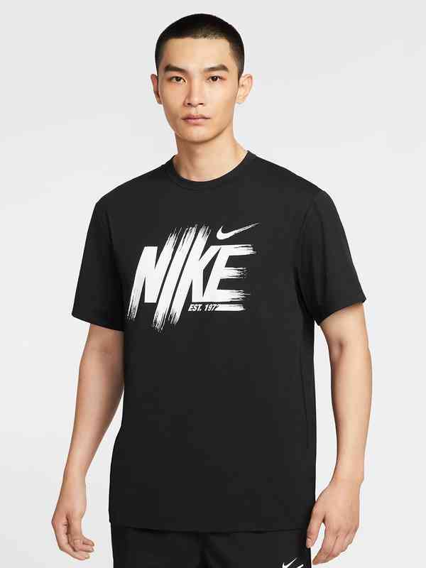 myntra nike t shirt