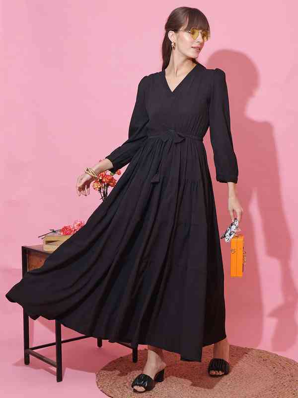 Dressberry Women Black Printed Maxi Dress - Buy Dressberry Women Black Printed  Maxi Dress online in India