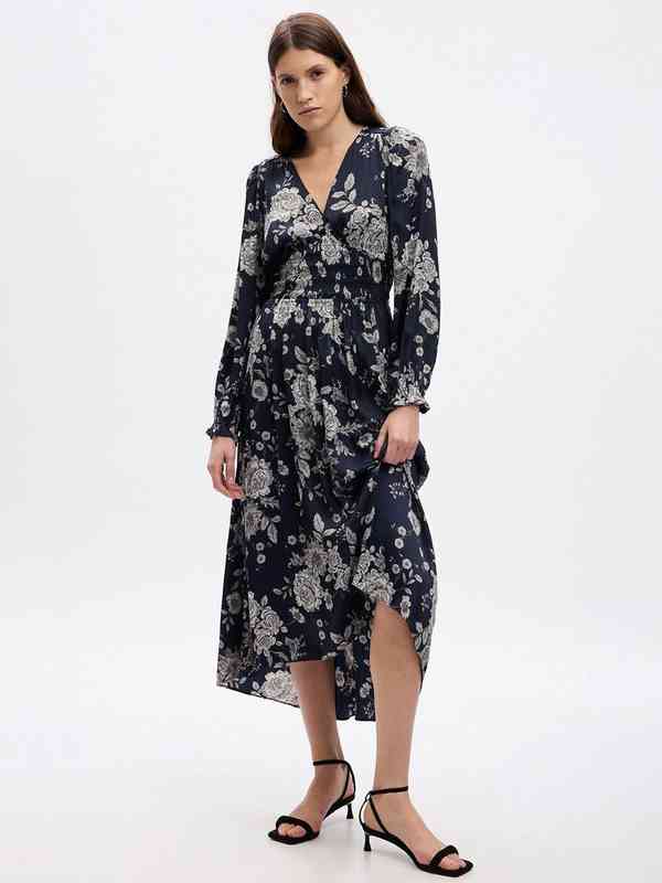 female dress blue coat usmc Retired