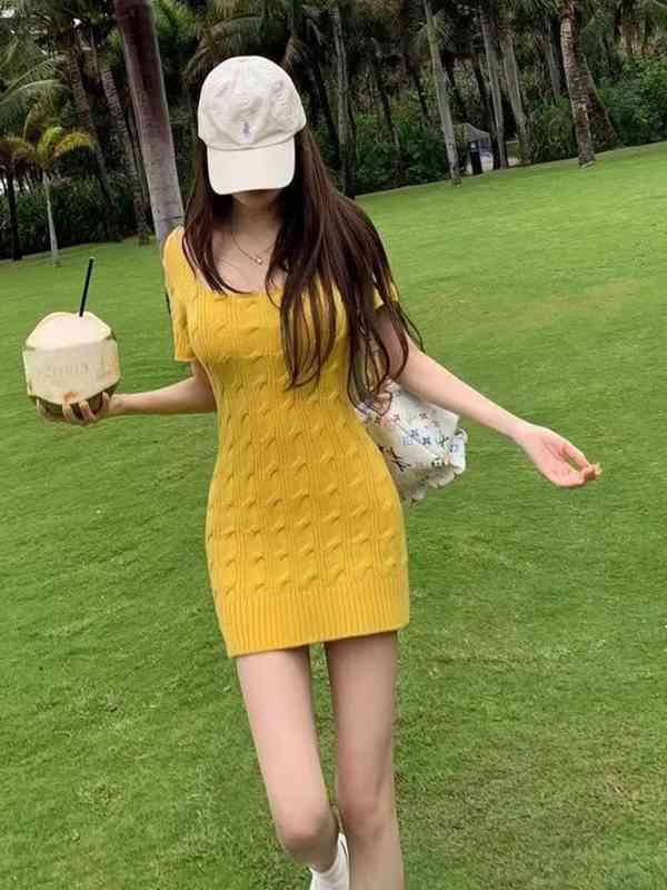 Mustard Yellow Solid Bodycon Dress - Buy Mustard Yellow Solid Bodycon Dress  online in India
