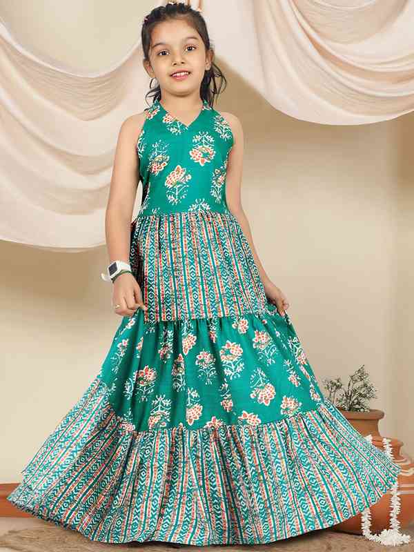 emerald green mid length dress Dark Green Ruched Off-The-Shoulder Midi Dress main image 0