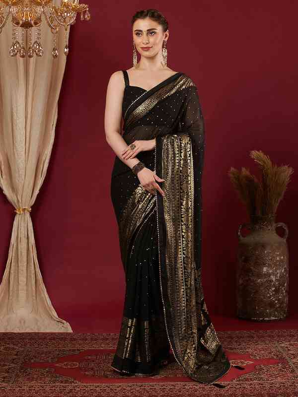 Snake Prints_866237 - Buy Snake Prints_866237 online in India