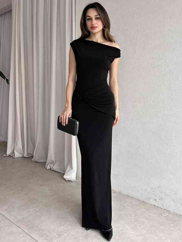 Black One Shoulder Maxi Dress - Buy Black One Shoulder Maxi Dress online in  India