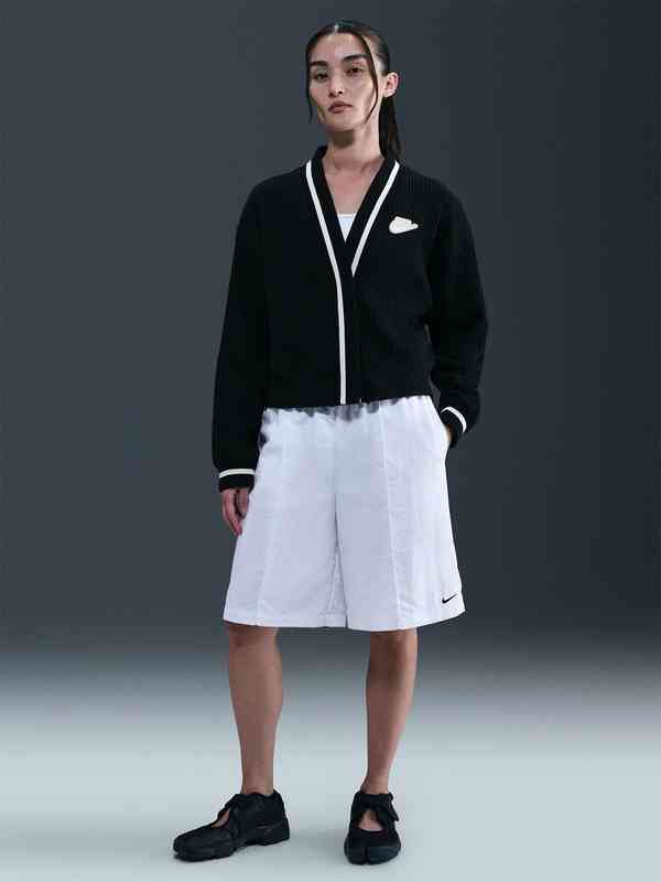 nike shorts tracksuit womens