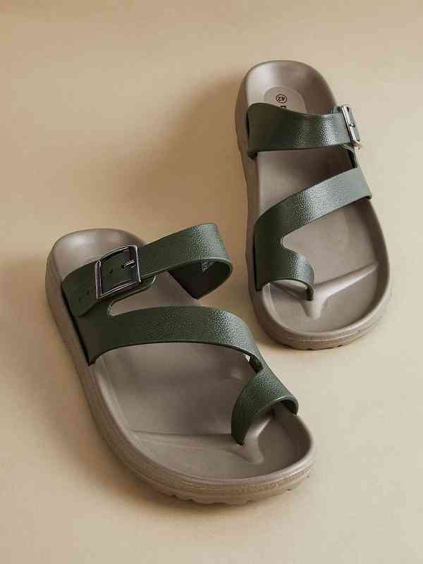 max flip flops men's