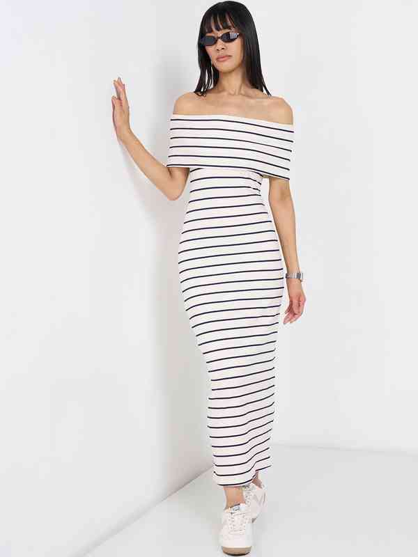 White Women Dresses Off Shoulder - Buy White Women Dresses Off Shoulder online in India White Women Dresses Off Shoulder - Buy White Women Dresses Off Shoulder online in India