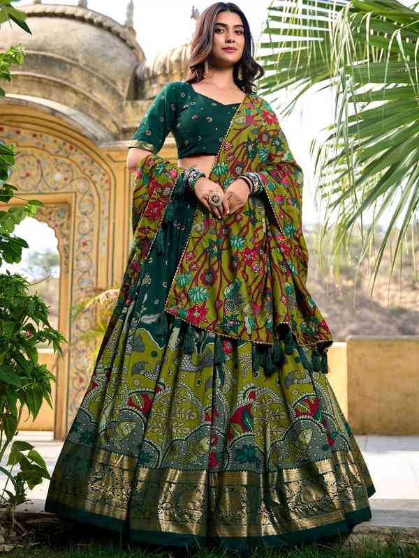 Indian Party Wear - Buy Indian Party Wear online in India