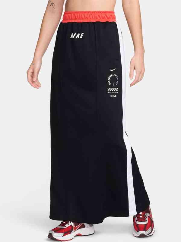 nike skirted capri pant