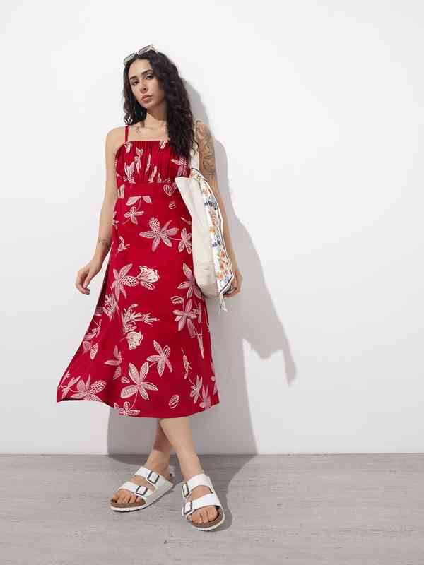 red long dress formal Oxblood Red Long Dress M