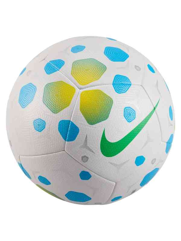myntra nike footballs