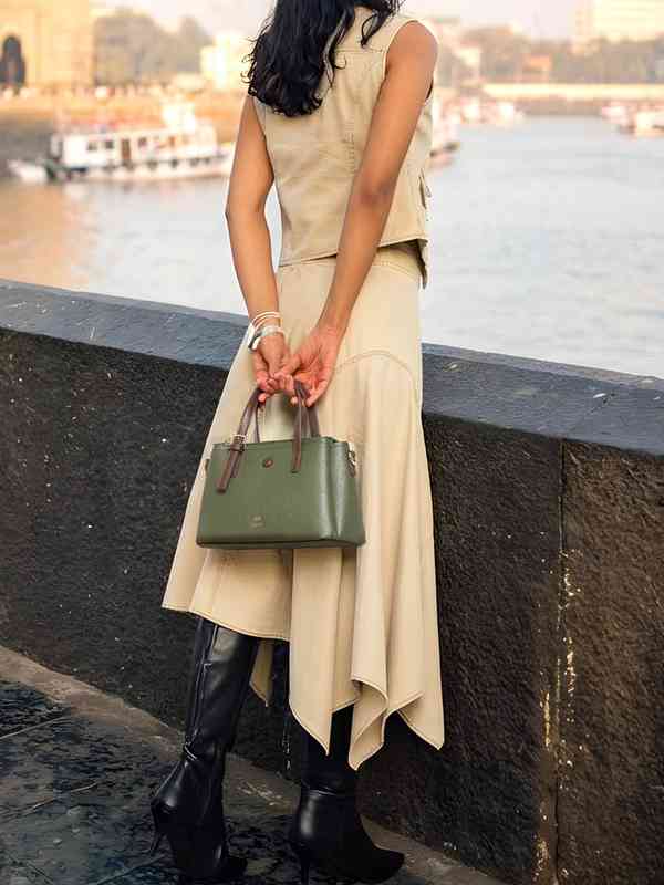 long elegant green dresses Long Wedding-Guest Dress with Long Sleeves main image 0