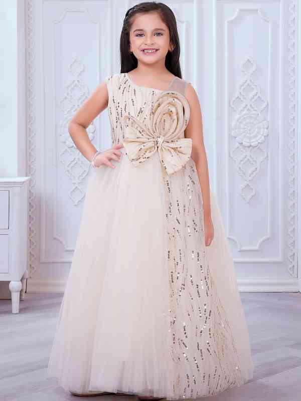 one shoulder lilac dress Purple Petals Dress Teuta Matoshi