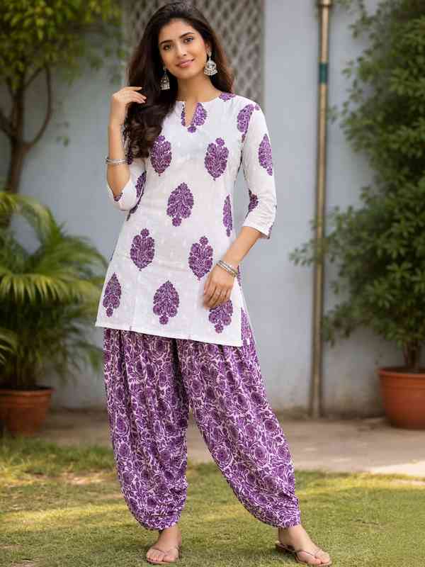 Fashion Punjabi Clothes For Ladies Women Punjabi Suit Buy Women Punjabi Suit  Online In India