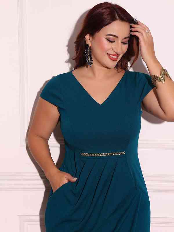 Plus Size Party Dresses - Buy Plus Size Party Dresses online in India