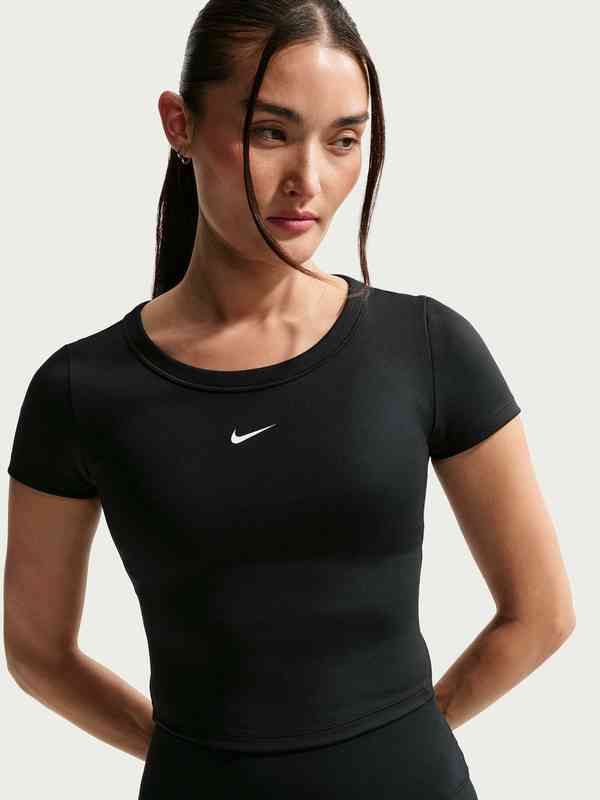 nike fitness clothing womens