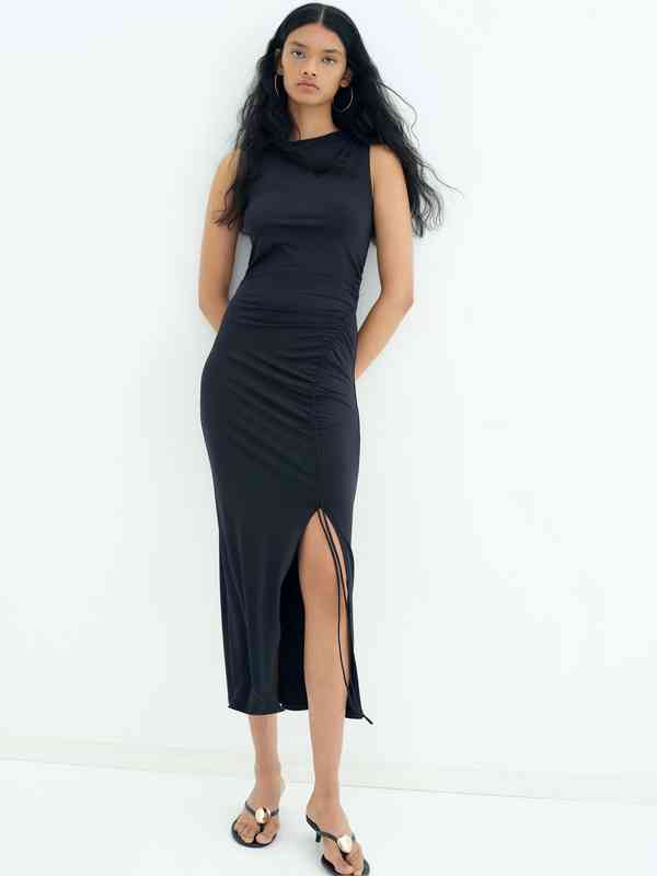 H&M Black Dresses - Buy H&M Black Dresses online in India