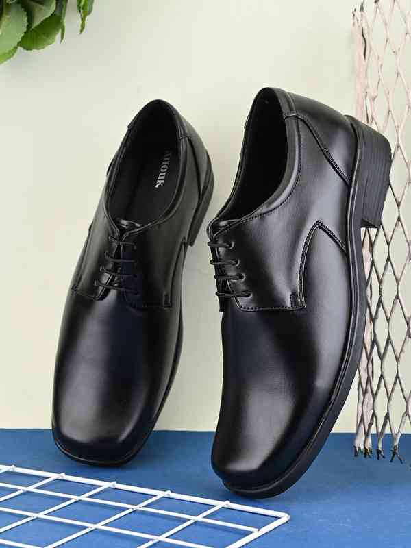 Nike Black Track Pants Formal Shoes - Buy Nike Black Track Pants Formal  Shoes online in India