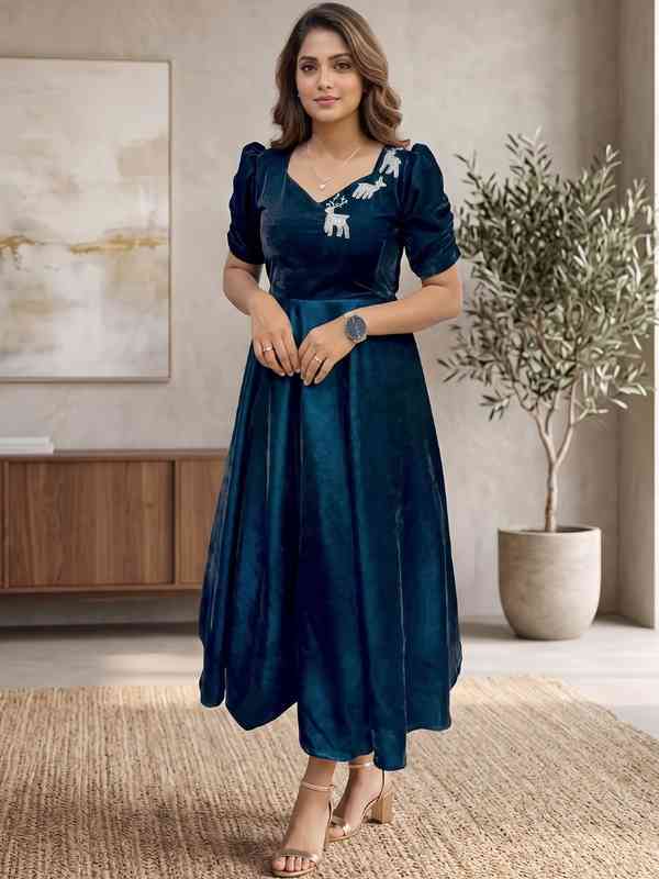 Blue Velvet Dresses For Women - Buy Blue Velvet Dresses For Women online in  India
