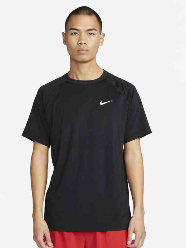 nike tshirts men myntra