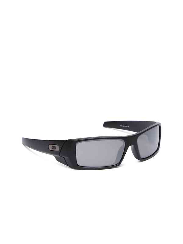 Shop for Oakley Products Online on Myntra