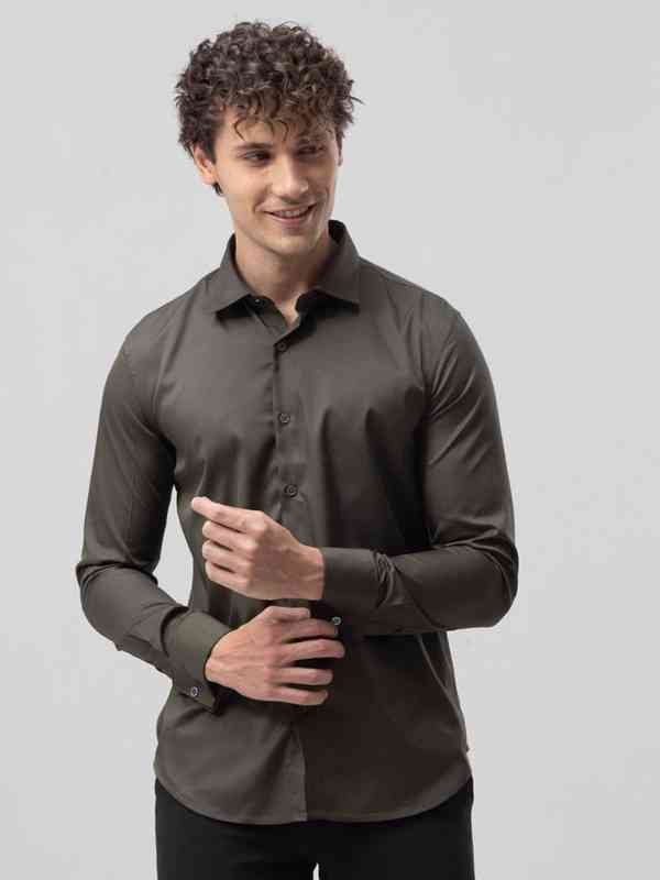 Vineyard Vines Men's Classic Fit Poplin Button-Down Shirt – Stretch Cotton, Long Sleeve, Timeless Style - View #3