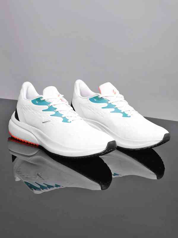 nike zoom nucleus mc  men's