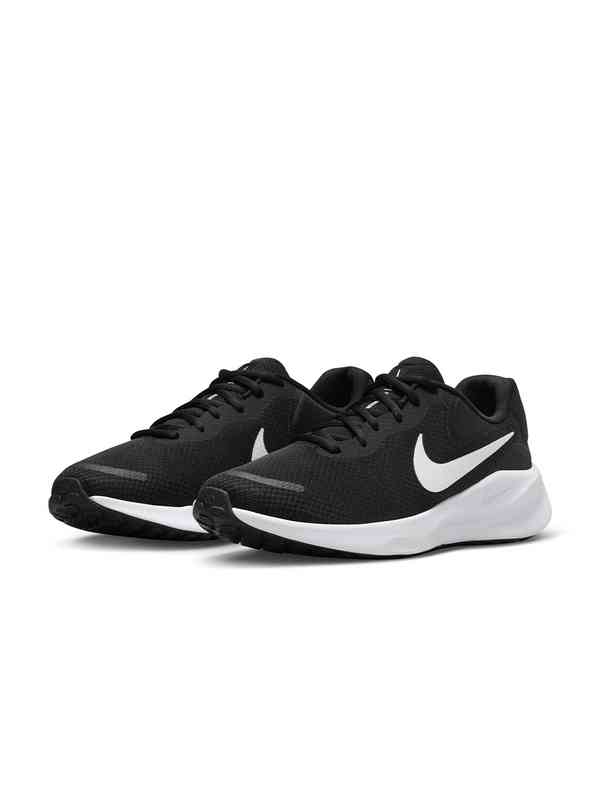 nike shoes price 4000