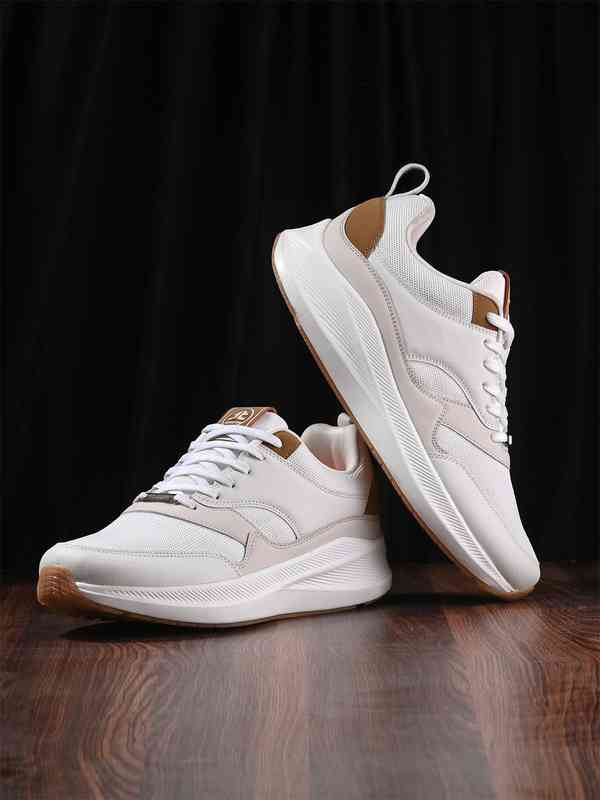 Sale Men Footwear Sports Shoes - Buy Sale Men Footwear Sports Shoes online  in India