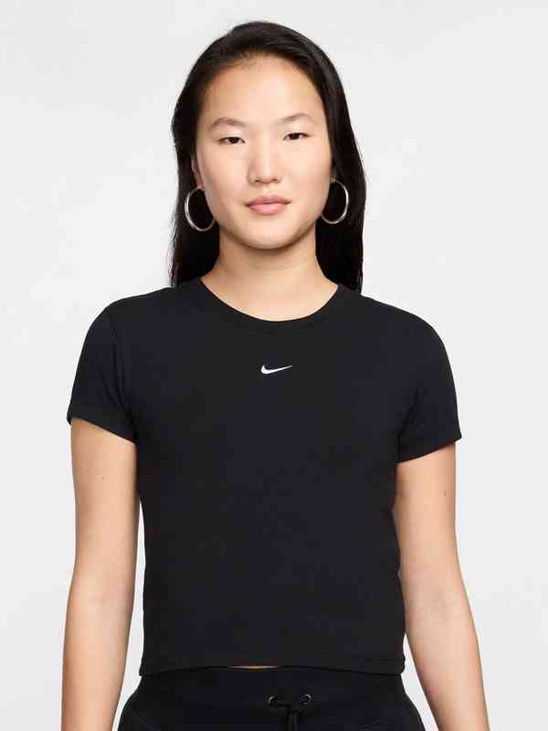 black nike training t shirt
