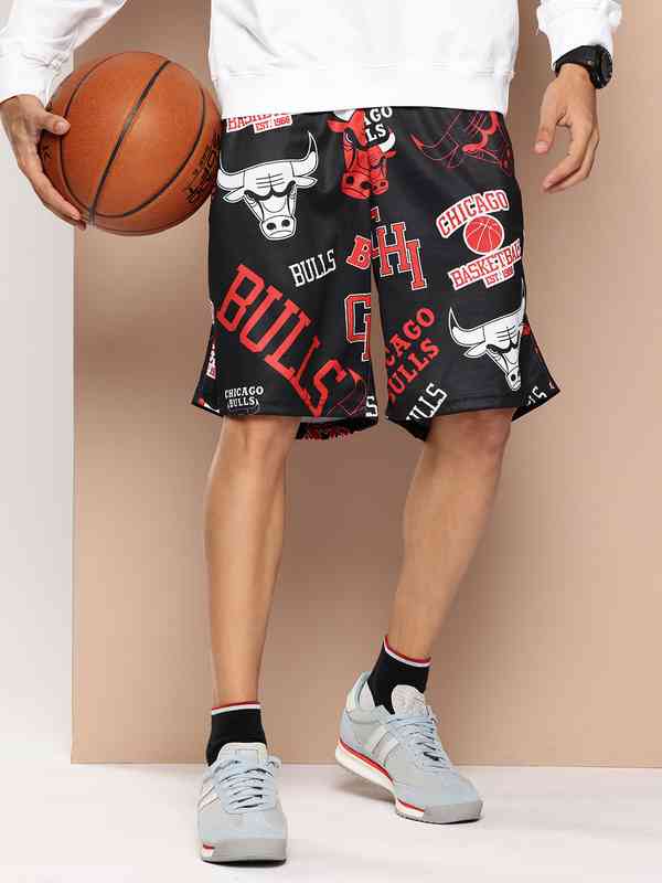 Chicago Bulls Shorts - Buy Chicago Bulls Shorts online in India