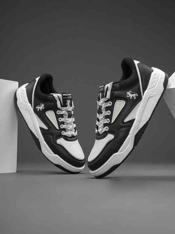 Sb Dunk - Buy Sb Dunk online in India