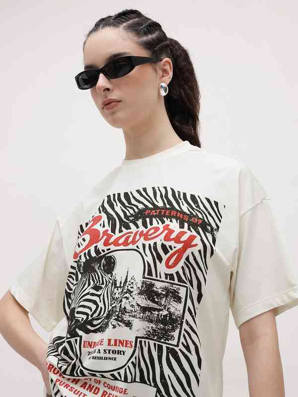 トップス kittttty Uyy7 - Buy Uyy7 online in India