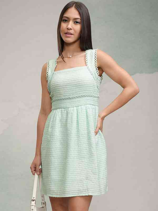 Shop Fashionable Short Dresses for Women Online