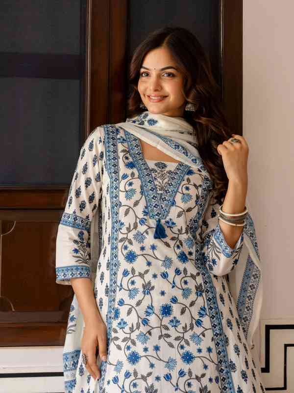 Indian Party Wear - Buy Indian Party Wear online in India