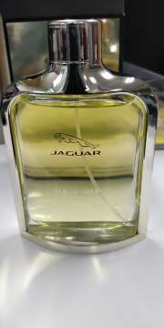 Buy JAGUAR Men Classic Gold Eau De Toilette 100 Ml Perfume for