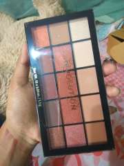 Buy Makeup Revolution London Re Loaded Eyeshadow Palette Iconic Fever 16 5 G Eyeshadow For Women Myntra