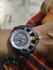 Fastrack 38028pl01j top