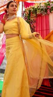 Buy Aks Yellow Golden Woven Design Brocade Ready To Wear Lehenga With Blouse Lehenga Choli For Women 10652232 Myntra Shop latest lehenga designs, chaniya choli, ghagra choli designs at best prices. aks yellow golden woven design brocade ready to wear lehenga with blouse