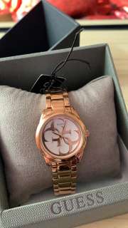 Buy GUESS Women Gold Toned Analogue Watch W1147L3 Watches for