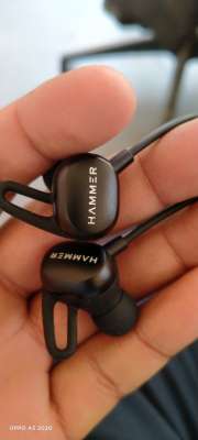 Buy Hammer Black Spark Bluetooth Wireless Sweatproof Earphones