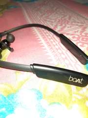 Buy BoAt Rockerz 235V2 M Black Wireless 